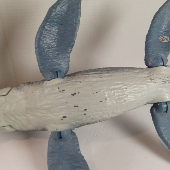 Jurassic World Super Colossal Mosasaurus Action Figure Huge Moving Dinosaur 28 - Picture 4 of 6